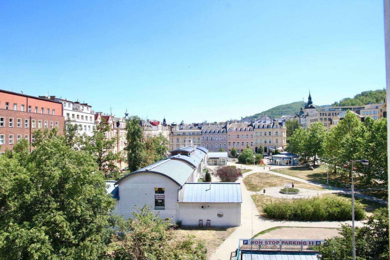 V Centru Mesta Karlovy Vary Exterior foto